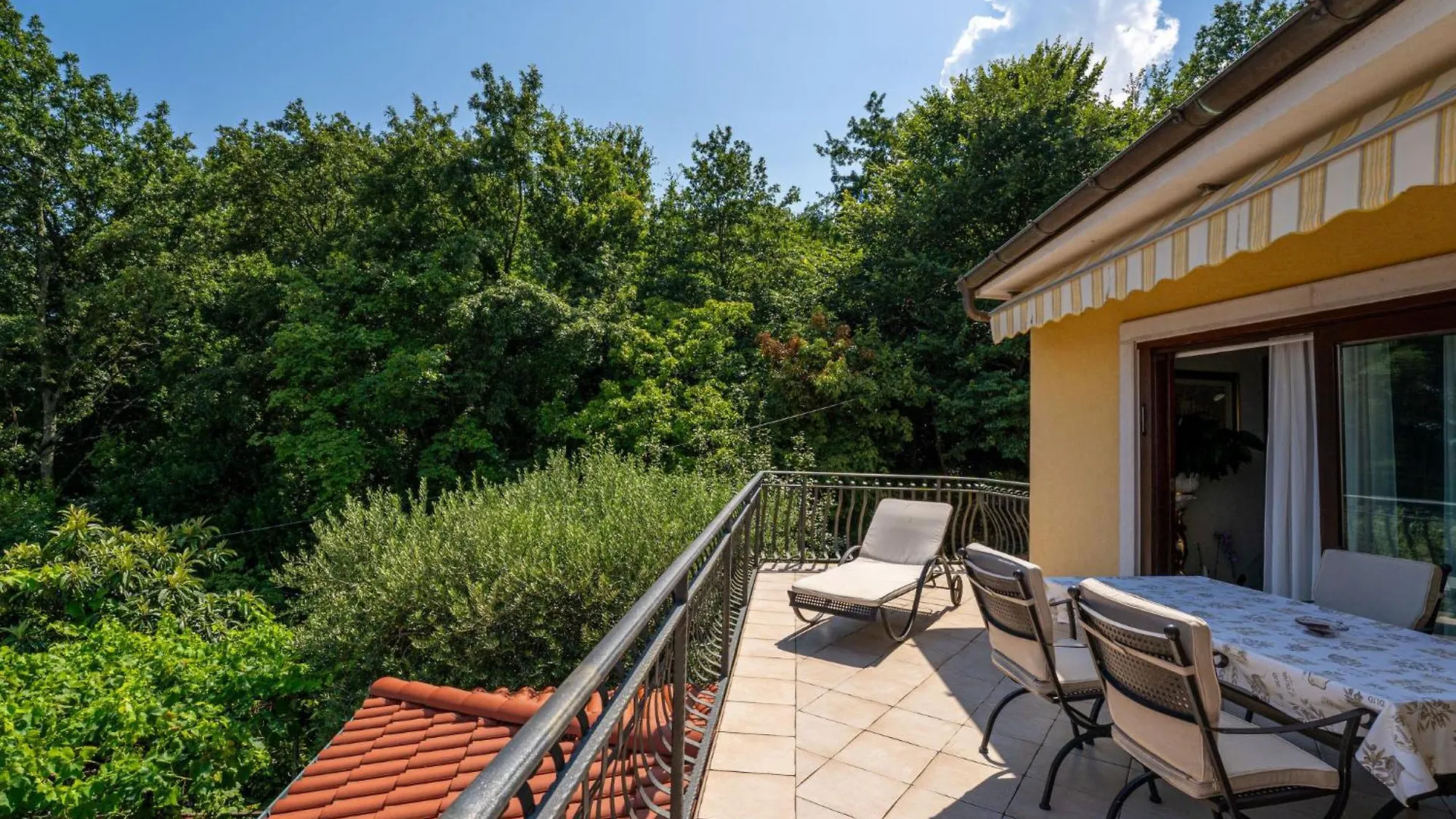 Apartment Villa Valy By Interhome Lovran